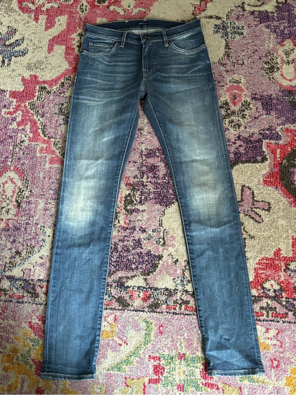 Levi's woman’s Jeans in willow slim 27/34